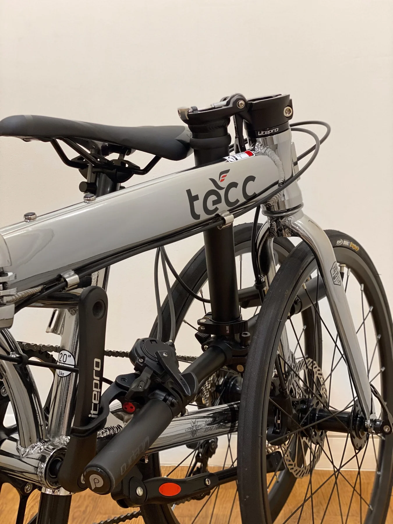 Tecc Aluminium Folding Bike 20" - Image 8